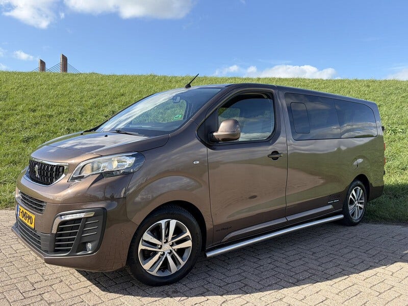 Peugeot Traveller