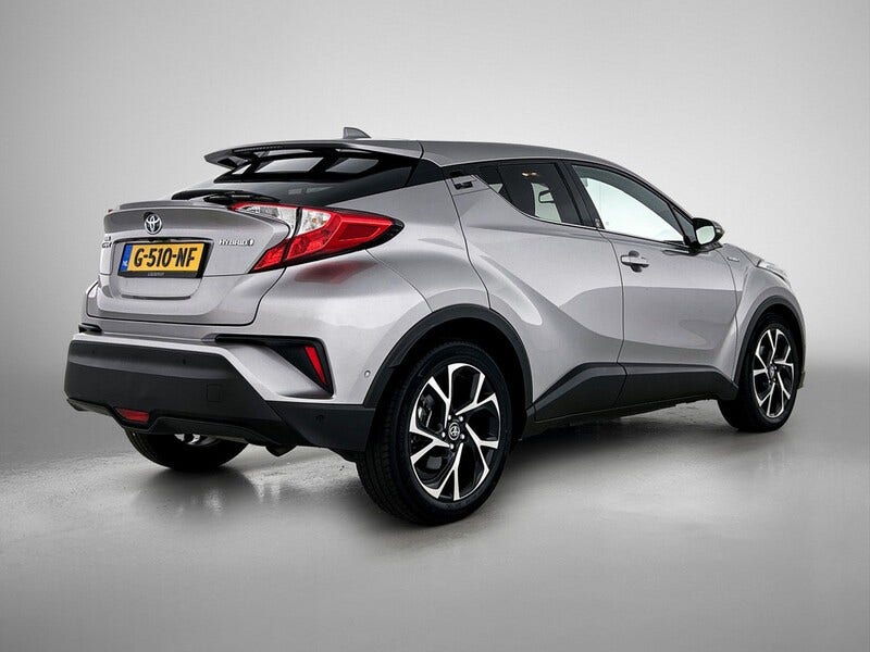 Toyota C-HR (2)
