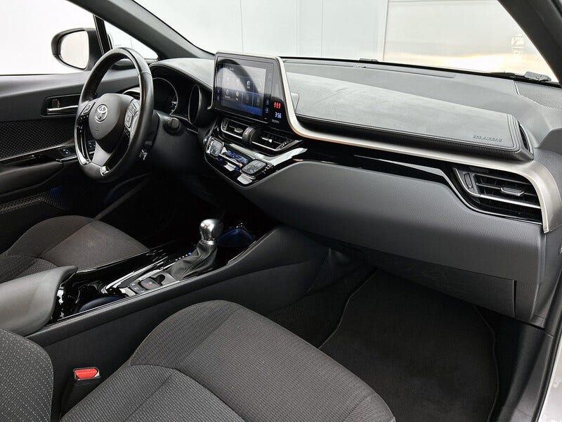 Toyota C-HR (6)