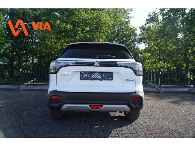 Suzuki Cross (10)