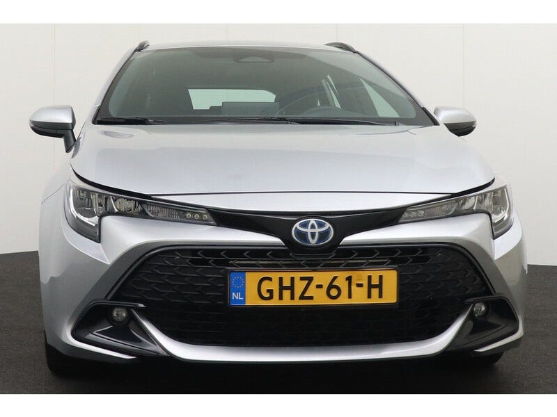 Toyota Corolla Sports (3)
