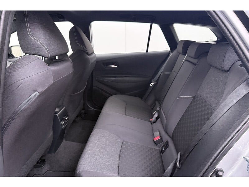 Toyota Corolla Sports (12)