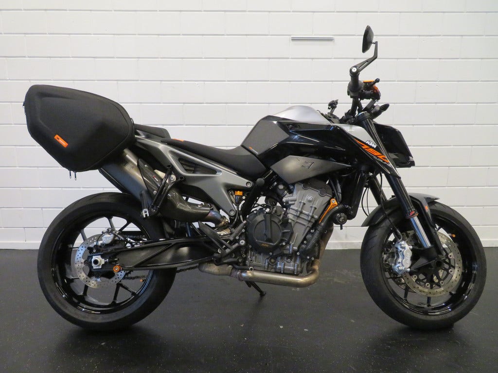 KTM 790 Duke