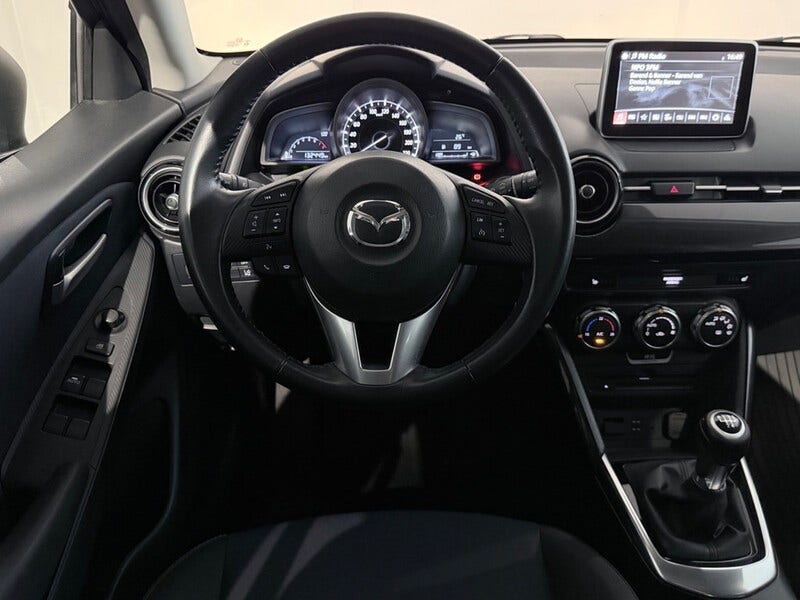 Mazda 2 (14)