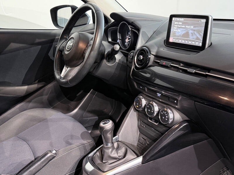 Mazda 2 (19)