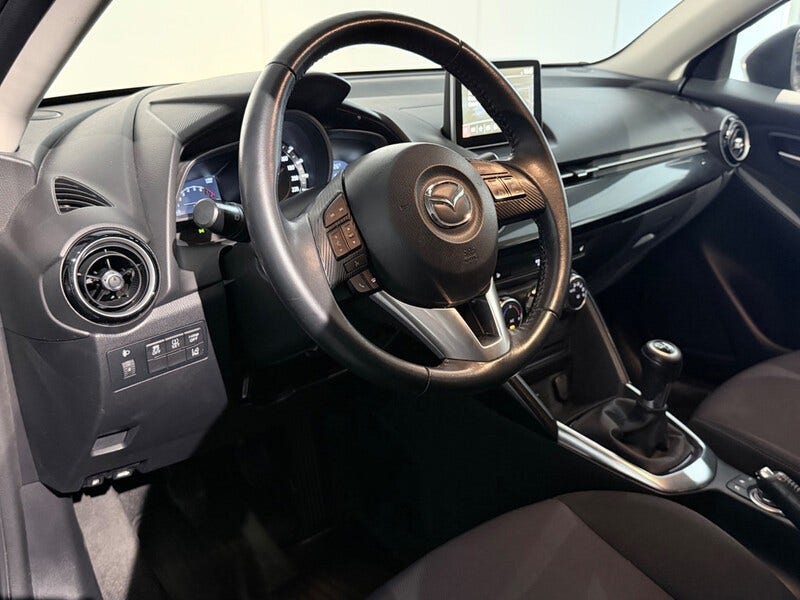 Mazda 2 (24)