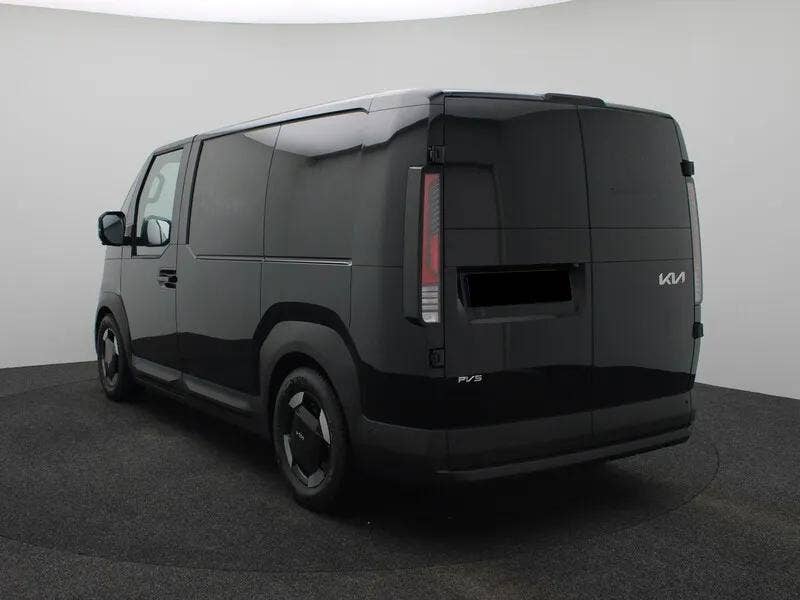 Kia PV5 (4)