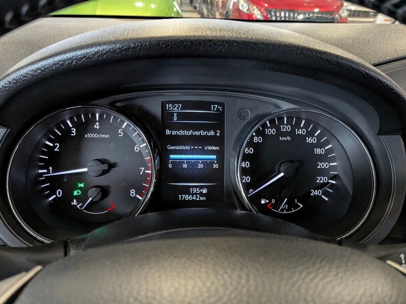 Nissan Pulsar (14)