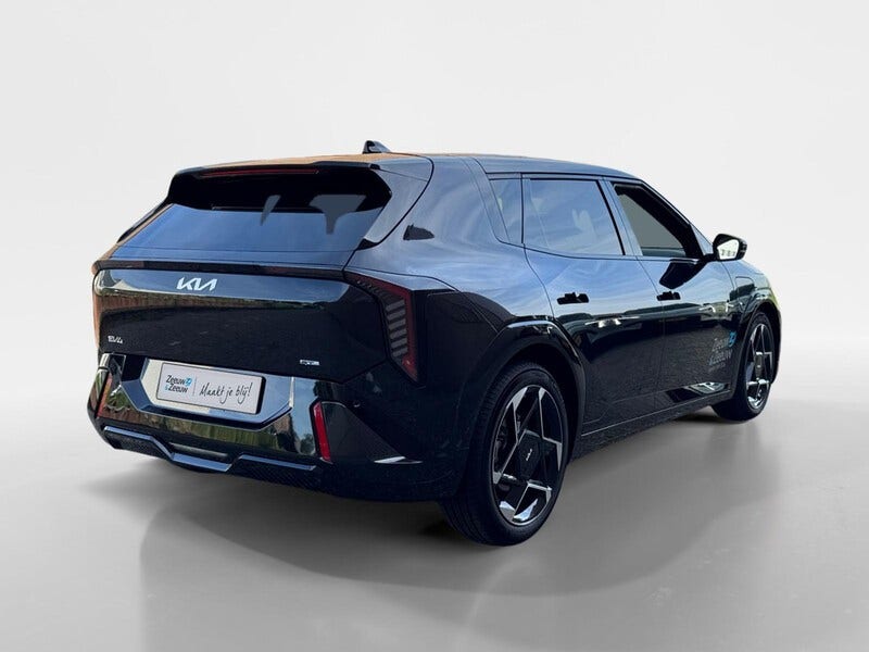 Kia EV4 (7)