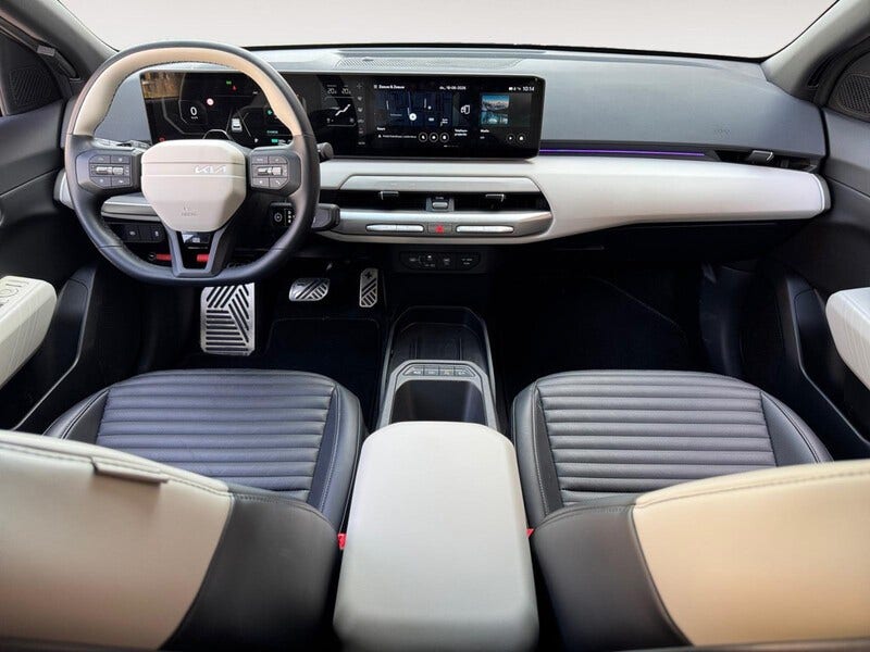 Kia EV4 (15)