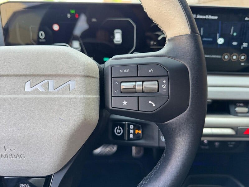 Kia EV4 (19)