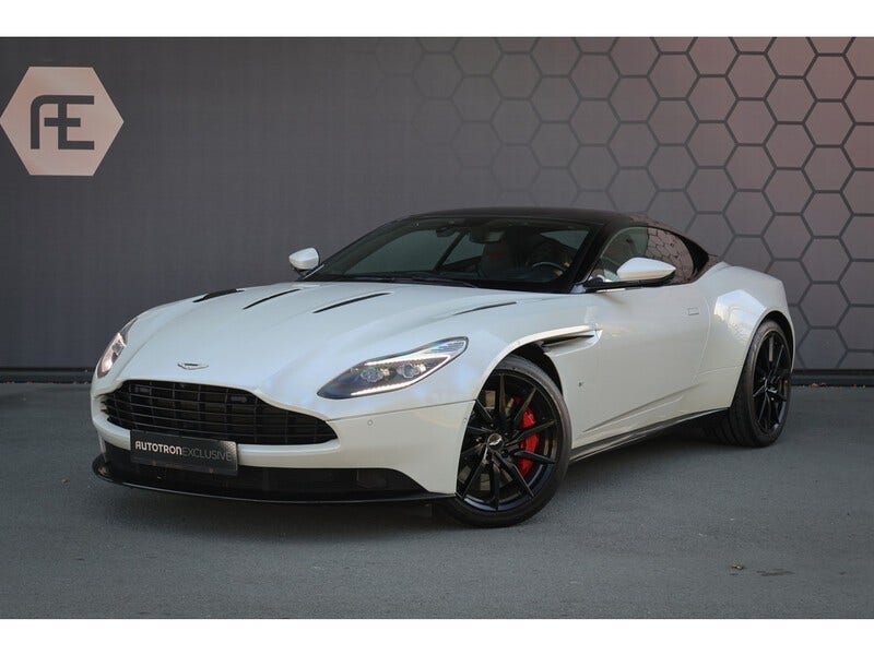 Aston Martin DB11