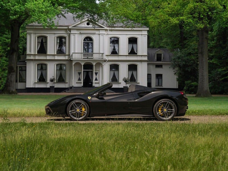 Ferrari 488