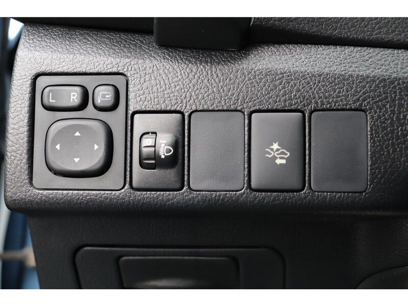 Toyota Auris (15)