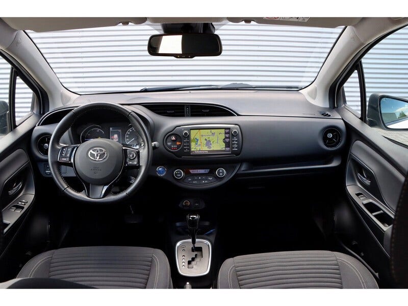 Toyota Yaris (5)