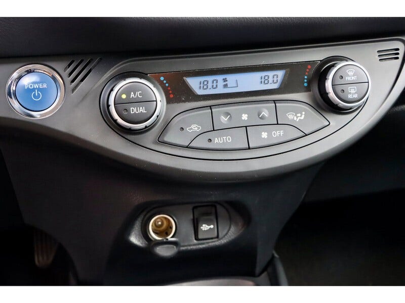 Toyota Yaris (18)