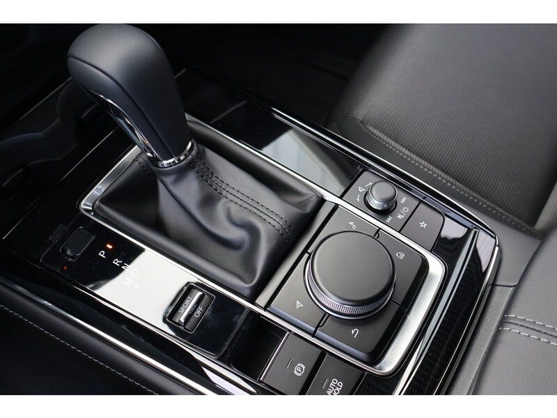 Mazda CX-30 (14)