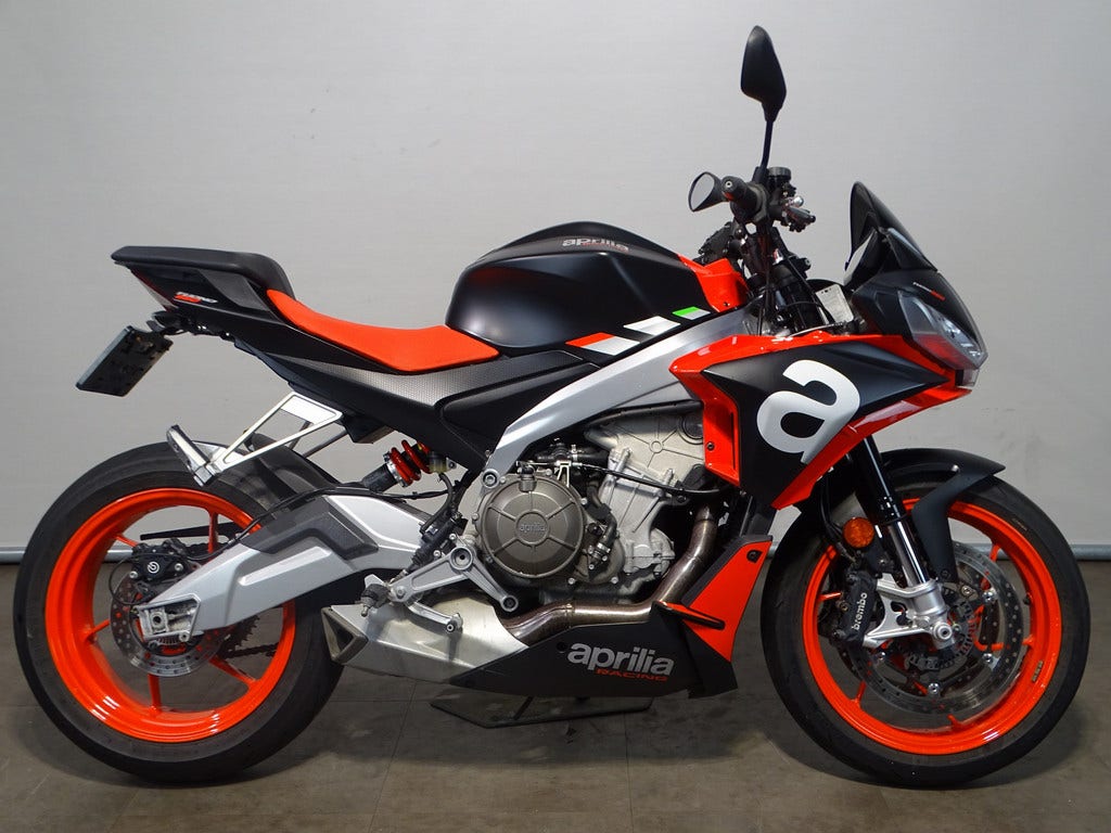 Aprilia Tuono 660