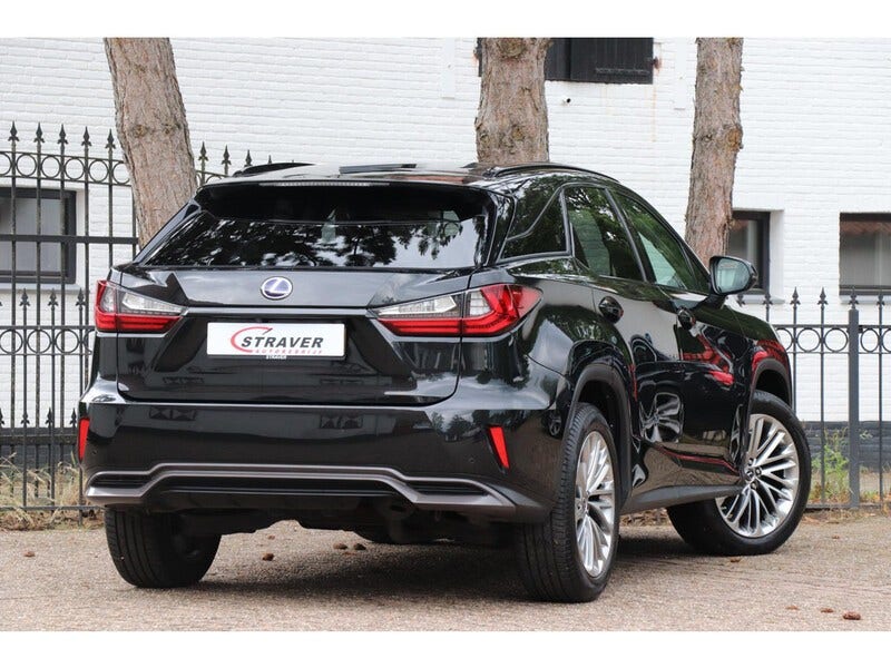 Lexus RX (5)