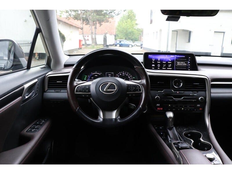 Lexus RX (11)