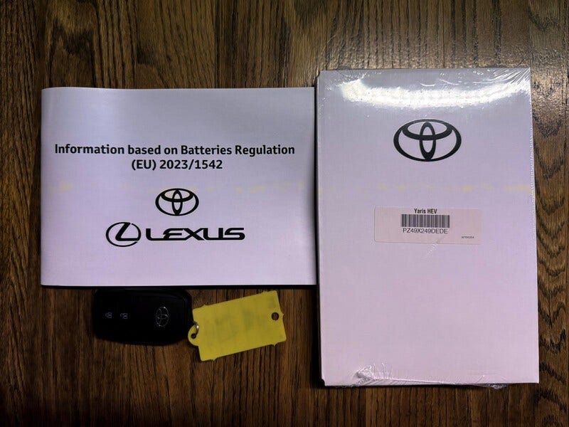Toyota Yaris (4)