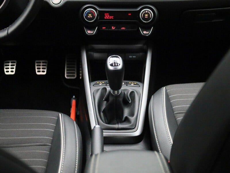 Kia Stonic (9)