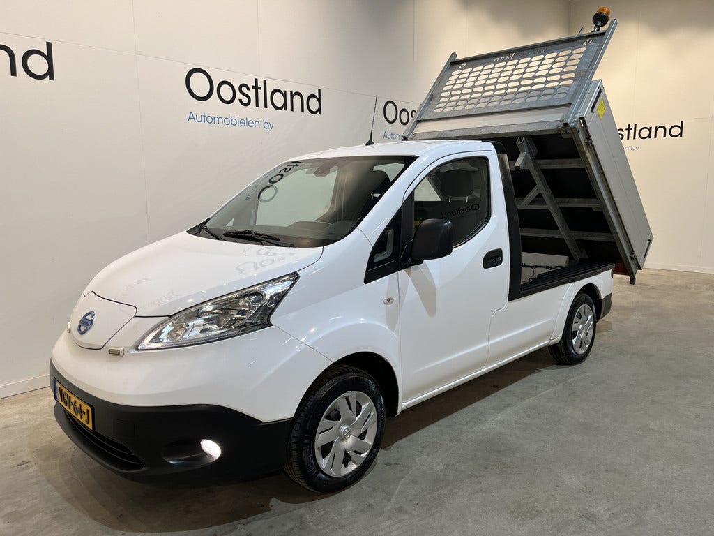 Nissan e NV200