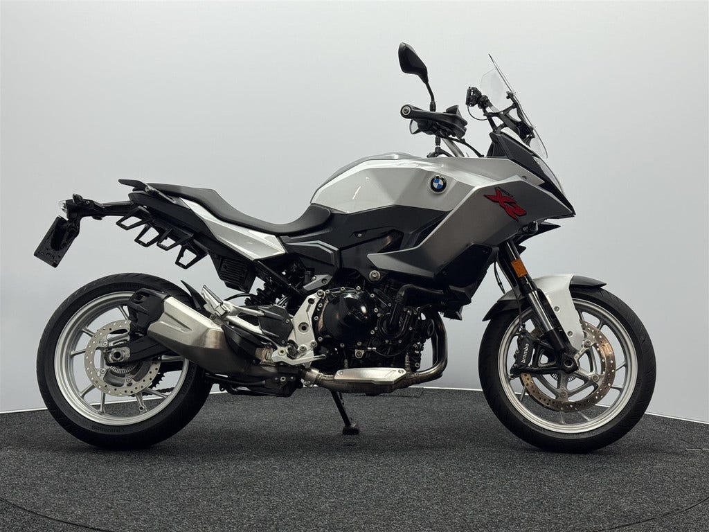 BMW F 900 XR