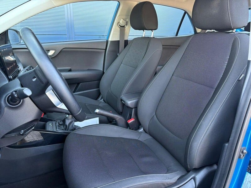 Kia Rio (20)