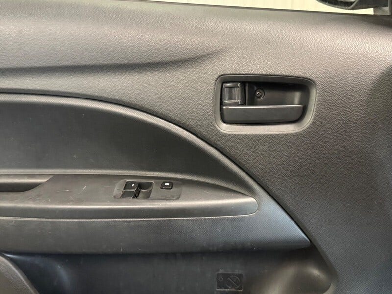 Mitsubishi Space Star (18)