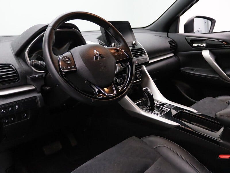 Mitsubishi Eclipse Cross (3)