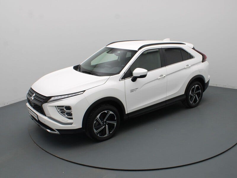Mitsubishi Eclipse Cross (10)