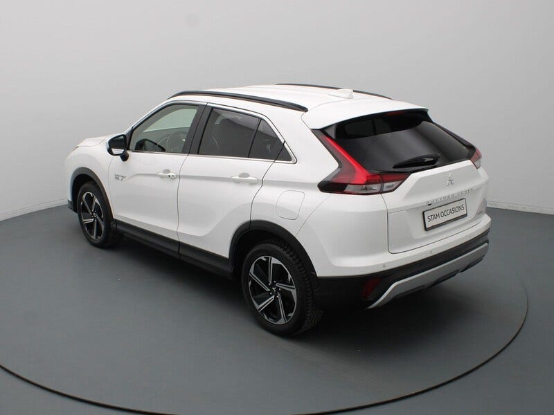 Mitsubishi Eclipse Cross (13)