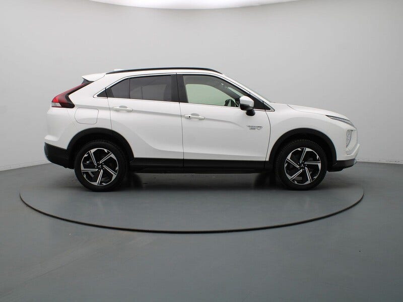 Mitsubishi Eclipse Cross (24)