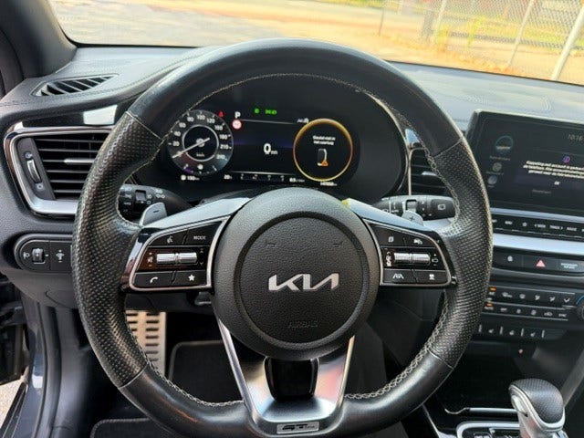 Kia ProCeed (15)