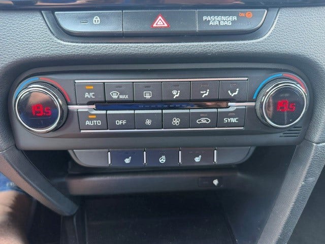 Kia ProCeed (18)