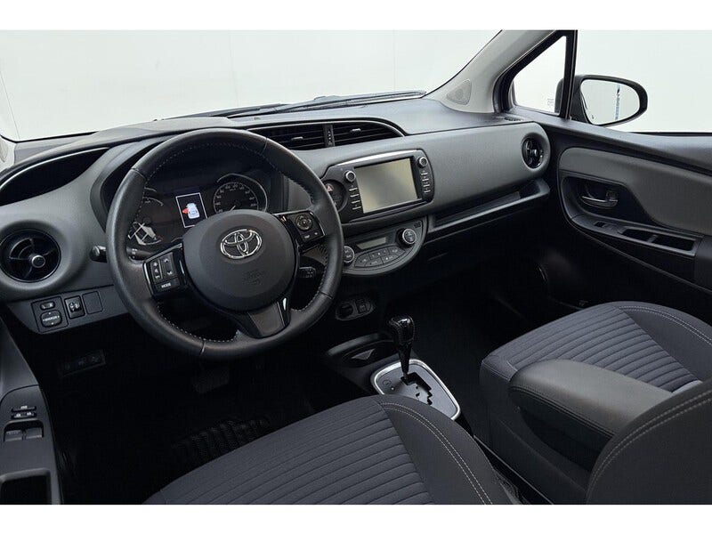 Toyota Yaris (15)