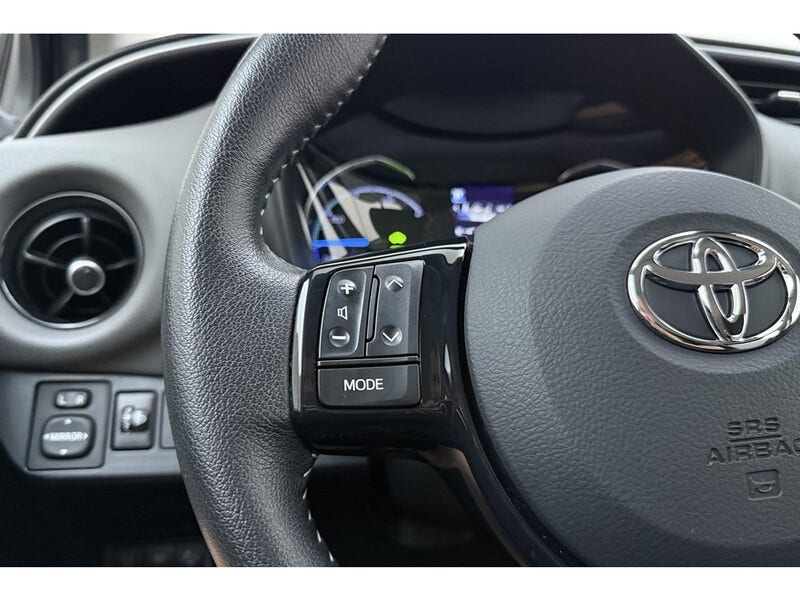 Toyota Yaris (16)