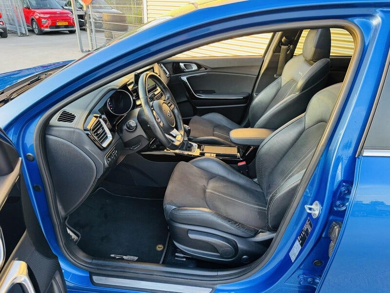 Kia Ceed Sportswagon (24)