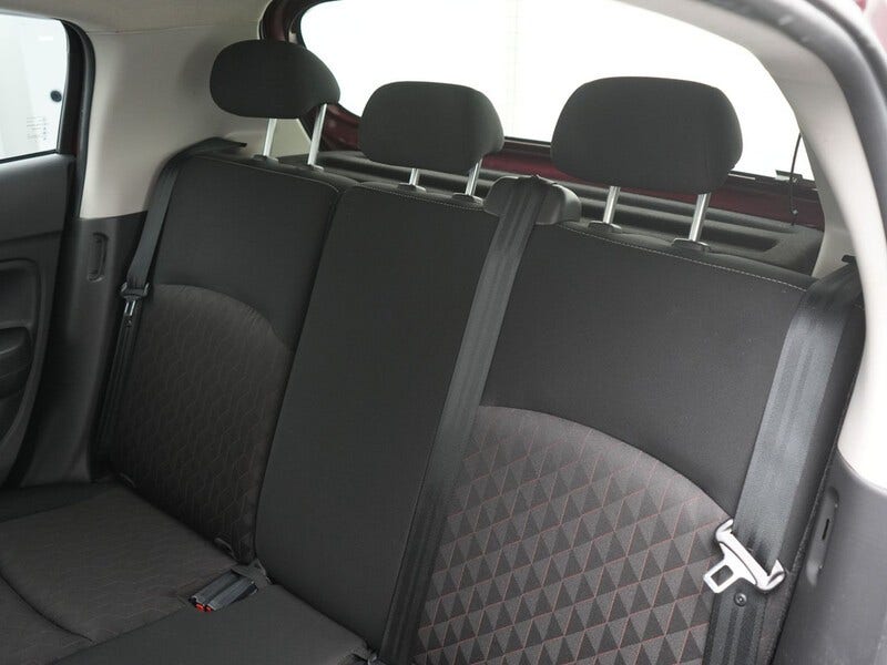 Mitsubishi Space Star (16)