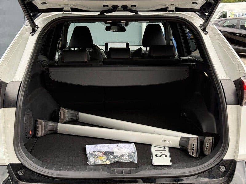 Toyota RAV4 (11)