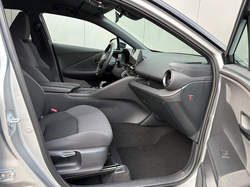 Toyota C-HR (10)