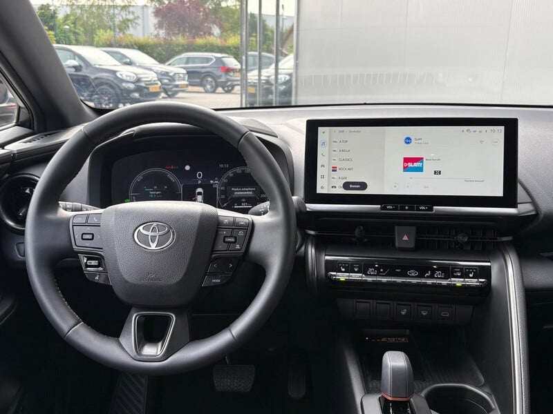 Toyota C-HR (13)