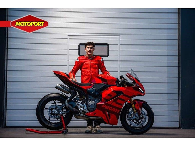 Ducati Panigale V2