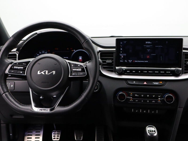 Kia XCeed (7)