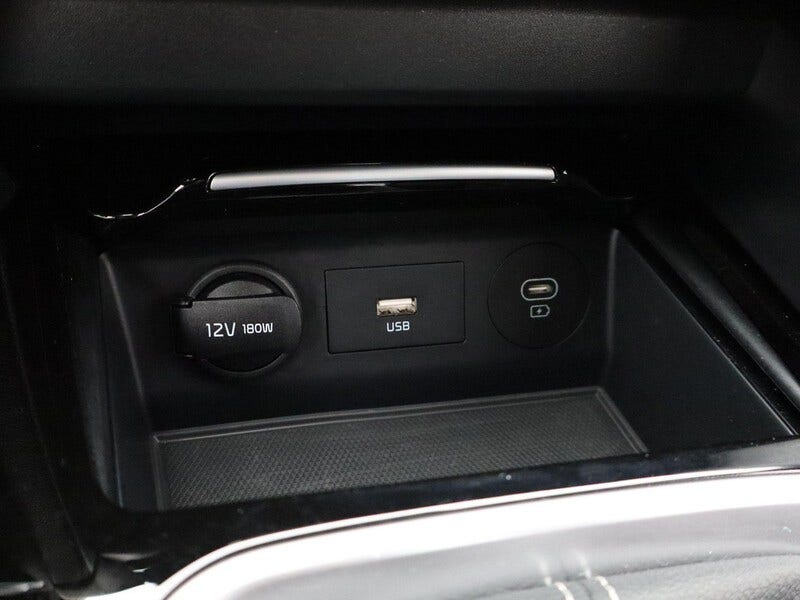 Kia XCeed (23)