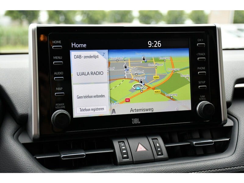 Toyota RAV4 (6)