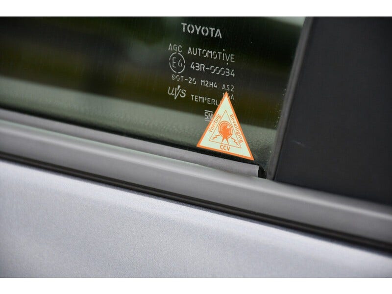 Toyota RAV4 (13)