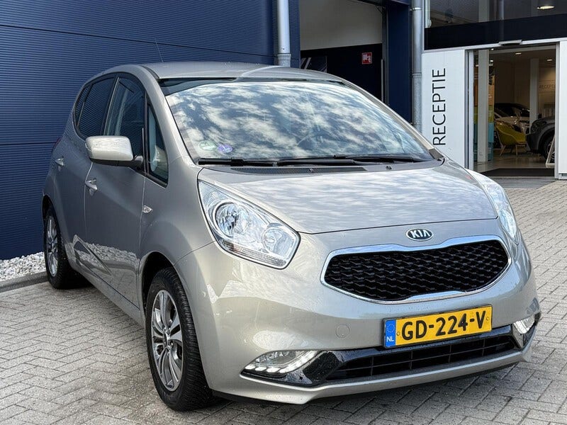Kia Venga (3)