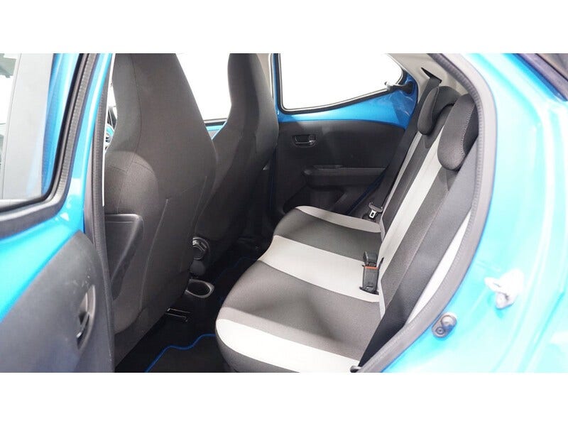 Toyota Aygo (12)